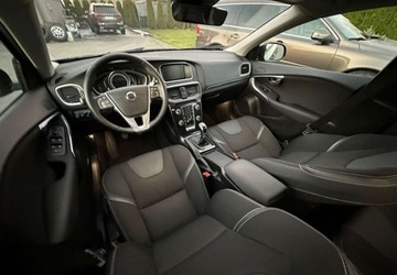 Volvo V40 II Hatchback 2.0 T2 DRIVE-E 122KM 2016 Volvo V40 Volvo V40 T2 Drive-E Summum 2.0 Benzyna 122KM, zdjęcie 16