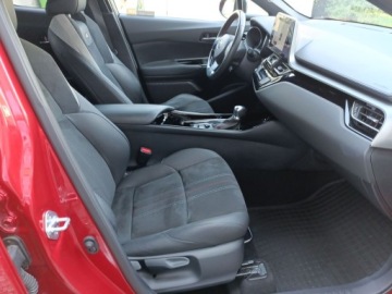 Toyota C-HR I Crossover Facelifting 1.8 Hybrid 122KM 2022 Toyota C-HR 1.8 Hybrid GPF GR Sport 1.8 Hybrid 122, zdjęcie 11