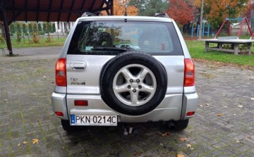 Toyota RAV4 II 2003 Toyota RAV4 Toyota RAV4 2.0 d 4x4 2.0 Diesel 85KM, zdjęcie 4