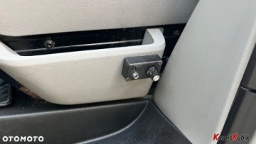 Volkswagen Caravelle T5 Caravelle Facelifting długi rozstaw osi 2.0 TDI 102KM 2010 Volkswagen Caravelle Pisemna gwarancja Volkswagen Caravelle 9 osob 2.0, zdjęcie 18