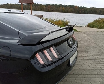 MUSTANG VI 15- GT350R черный спойлер хэтчбека