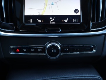 Volvo V90 II Kombi 2.0 D3 150KM 2018 Volvo V90 D3, Automat, Skóra, Navi, Klima, zdjęcie 20