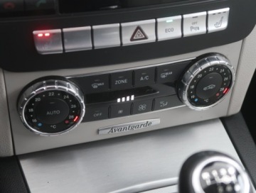 Mercedes Klasa C W204 Limuzyna 1.8 200 CGI BlueEFFICIENCY 184KM 2011 Mercedes C C 200, Skóra, Navi, Klima, Klimatronic, zdjęcie 11