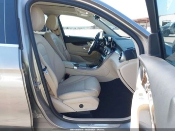 Mercedes GLC C254/X254 2022 Mercedes-Benz GLC 300 Suv 2022 2.0l 2.0 Benzyna 255KM, zdjęcie 10