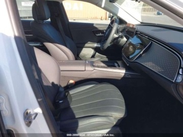 Mercedes Klasa E W214 2024 Mercedes-Benz Klasa E 2024r, 350, 2.0L, 4Matic 2.0 Benzyna 255KM, zdjęcie 8