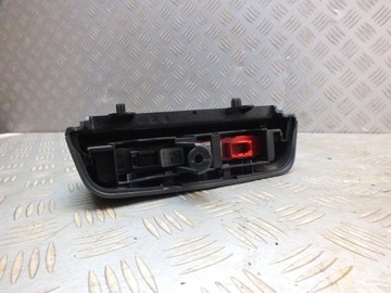 AUDI A1 8X 10-14 PANEL PŘEPÍNAČ ESP OHŘÍVAČ SEDADLA KPL
