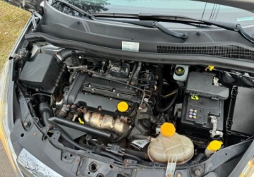 Opel Corsa D Hatchback 1.2 Twinport ECOTEC 80KM 2007 Opel Corsa Bezwypadkowy, zadbany, bez korozji, klimatyzacja 1.2 Benzyna, zdjęcie 15