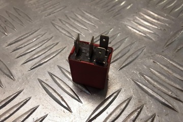 RELÉ ALFA ROMEO 147 (937_) 46520412 1.6L GASOLINE 77KW 2000