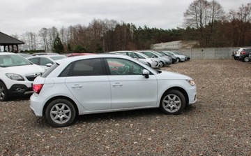 Audi A1 I Sportback 5d Facelifting 1.4 TFSI CoD 150KM 2017 Audi A1 Sportback 1.4B 150KM przeb.31tys zarejestrowany stan idealny 1.4, zdjęcie 4