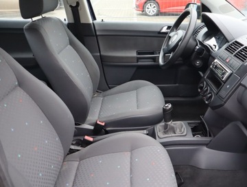 Volkswagen Polo IV Hatchback 1.2 i 12V 64KM 2004 VW Polo 1.2 12V, Klima, zdjęcie 8