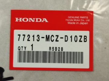 HONDA CB900F (HORNET) 2004 77213MCZD10ZB ДЕКАЛЬ НА ЗАДНЮЮ ЧАСТЬ