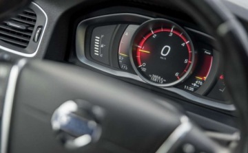 Volvo V60 I Kombi Facelifting 2.0 D4 DRIVE-E 181KM 2015 Volvo V60 Volvo V60 D4 Ocean Race 2.0 Diesel 181KM, zdjęcie 32