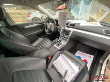 Volkswagen Passat B7 Variant 2.0 TDI CR BlueMotion 177KM 2013 Volkswagen Passat Alltrack 2.0tdi 4-Motion automat dsg skory ledy bi xeno, zdjęcie 24