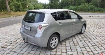 Toyota Verso Minivan 1.6 Valvematic 132KM 2011 Toyota Verso Toyota Verso 1.6 benzyna 20112012r 1.6 Benzyna 132KM, zdjęcie 5
