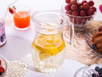 DZBANEK SZKLANY NA NAPOJE SOK LEMONIADĘ mleko 500ml
