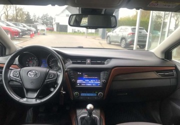 Toyota Avensis III Sedan Facelifting 2015 1.8 Valvematic 147KM 2015 Toyota Avensis Toyota Avensis 1.8 Premium 1.8 Benzyna 147KM, zdjęcie 17