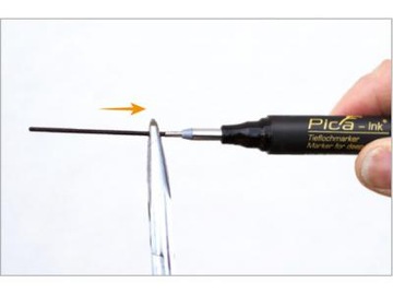 Маркер Прецизионный маркер для глубоких отверстий Pica Ink Black 150/46