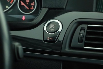 BMW Seria 5 F10-F11 Touring 520d 184KM 2012 BMW 5 520d, 181 KM, Automat, Skóra, Navi, Xenon, zdjęcie 14