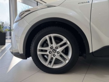 Toyota C-HR I Crossover 1.8 Hybrid 122KM 2019 Toyota C-HR Comfort Kamera cofania CarPlayAndroid Auto Asystent hamowan, zdjęcie 16