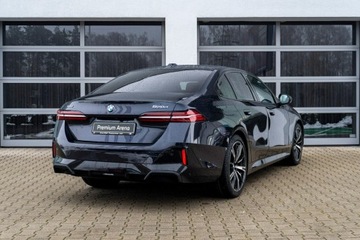 BMW Seria 5 G90-91 Touring 2.0 520d 197KM 2025 BMW 520 xDrive Limuzyna - Dostępny od ręki!, zdjęcie 5