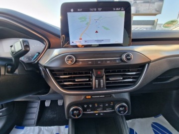Ford Focus III Kombi Facelifting 1.0 EcoBoost 125KM 2018 Ford Focus 1.0 125Ps Matrixsy Navi Kombi 109tys km Gwarancja Benzyna 125KM, zdjęcie 16