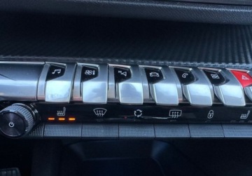 Peugeot 5008 II Crossover 1.6 BlueHDI 120KM 2018 Peugeot 5008 Niemcy,Automat,7 osob,Navi 1.6 Diesel 120KM, zdjęcie 15