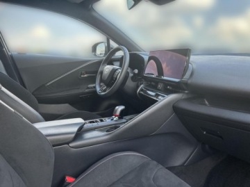 Toyota C-HR II SUV 2.0 Hybrid Dynamic Force 197KM 2024 Toyota C-HR Toyota C-HR 2.0 Hybrid GR Sport VAT23 2.0 Hybryda 197KM, zdjęcie 9