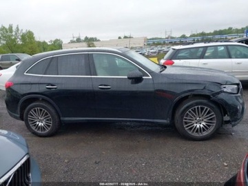 Mercedes GLC C254/X254 2024 Mercedes-Benz GLC 300 4Matic 2024 2.0l 2.0 Benzyna 255KM, zdjęcie 6