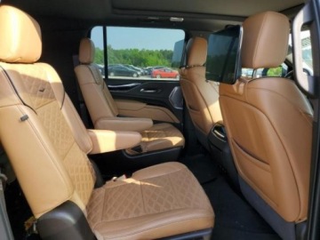 Cadillac Escalade III 2022 Cadillac Escalade esv sport, 2022r., 4x4, 6.2L 6.2 Benzyna 420KM, zdjęcie 9