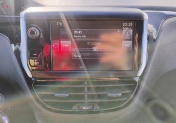 Peugeot 208 I 2016 Peugeot 208 2016r, 1.2Benzyna. Delikatnie uszkodzony prawy przod. Jezdzi., zdjęcie 12