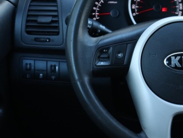 Kia Venga Mikrovan 1.6 DOHC CVVT 125KM 2013 Kia Venga 1.6 CVVT, Salon Polska, Automat, Klima, zdjęcie 18