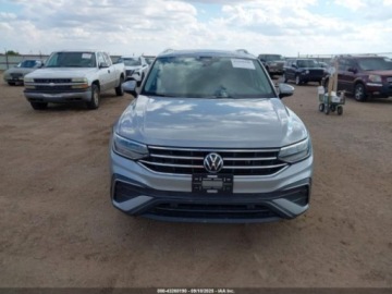 Volkswagen Tiguan II 2022 Volkswagen Tiguan 2.0T SE 2022 2.0 Benzyna 184KM, zdjęcie 7