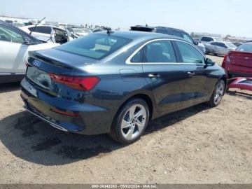 Audi 2024 Audi a3 Premium 40, 2024r., 2.0L 2.0 Benzyna 201KM, zdjęcie 2