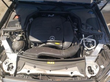 Mercedes Klasa E W213 2020 Mercedes-Benz Klasa E 2020 Mercedes-Benz E-Class E 350 4MATIC Sedan 2.0, zdjęcie 10