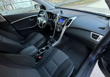 Hyundai i30 II Hatchback 3d 1.4 CRDi 90KM 2014 Hyundai i30 1.4 Diesel, Drugi Wlasciciel od nowosci 1.4 Diesel 90KM, zdjęcie 7