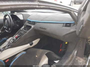 Lamborghini Aventador 2018 Lamborghini Aventador Aventador s 6.5 Benzyna 729KM, zdjęcie 9