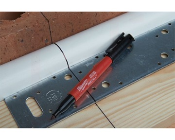 Marker Permanentny 4 Kolory Pisak Budowalny Czarny Czerwony Szybkoschnący