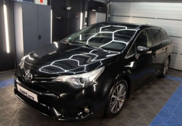 Toyota Avensis III Wagon Facelifting 2015 2.0 D-4D 143KM 2015 Toyota Avensis PL Salon _ kombi _ kamera cofania _ Alu17_ 2.0 Diesel 143KM, zdjęcie 30