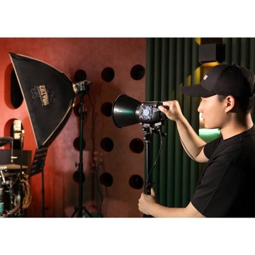 Светодиодная лампа Zhiyun Molus B300 Cob Light