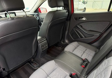 Mercedes GLA I Off-Roader Facelifting 1.6 200 156KM 2019 Mercedes-Benz GLA 1.6 T 156KM AT7 Style Salon PL ASO 1.6 Benzyna 156KM, zdjęcie 31