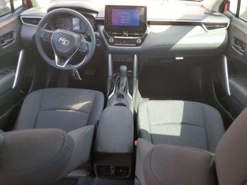 Toyota Corolla Cross 2023 Toyota Corolla Cross Le 2023 2.0l 2.0 Benzyna 169KM, zdjęcie 8