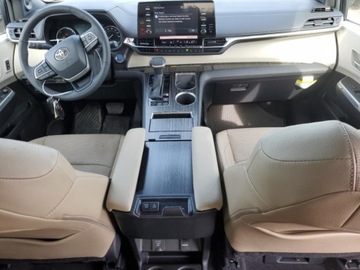 Toyota Sienna III 2024 Toyota Sienna Limited 2024 2.5l 2.5 Hybryda 245KM, zdjęcie 8