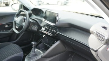 Peugeot 2008 II SUV 1.2 PureTech 100KM 2021 Peugeot 2008 2021 Rok Bogate wyposażenie, zdjęcie 14