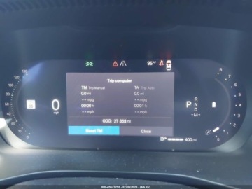 Volvo XC40 2023 Volvo XC 40 B5 Plus Bright Theme 2023 2.0 Benzyna 247KM, zdjęcie 10