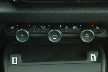 Citroen C4 III SUV 1.2 PureTech 156KM 2025 Citroen C4 1.2 PureTech, Salon Polska, zdjęcie 14