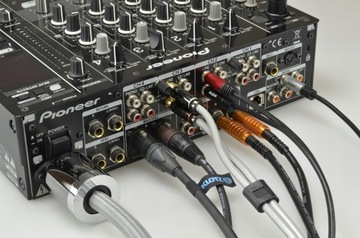 Инструментальный гитарный кабель KLOTZ AC110 AUDIO