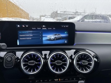 Mercedes Klasa A W177/V177 2025 Mercedes-Benz A 250 Hybryda / AMG Line/ Panorama/, zdjęcie 25