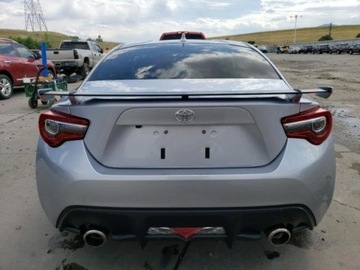 Toyota GT86 Coupe Facelifting 2.0 Boxer 200KM 2020 Toyota GT86 2020, 2,0L, od ubezpieczalni 2.0 Benzyna 200KM, zdjęcie 5