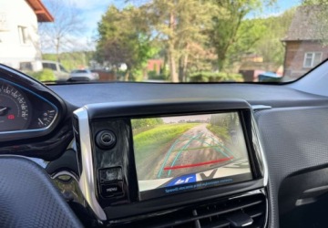 Peugeot 2008 I SUV Facelifting 1.2 PureTech 110KM 2018 Peugeot 2008 Peugeot 2008 PureTech 110 StopampStart Crossway 1.2 Benzyna, zdjęcie 20
