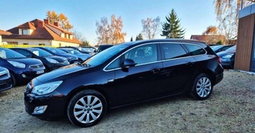 Opel Astra J Sports Tourer 1.4 Turbo ECOTEC 140KM 2011 Opel Astra BENZYNA navi GRZANA KIEROWNICA grzane fotele super okazja, zdjęcie 25
